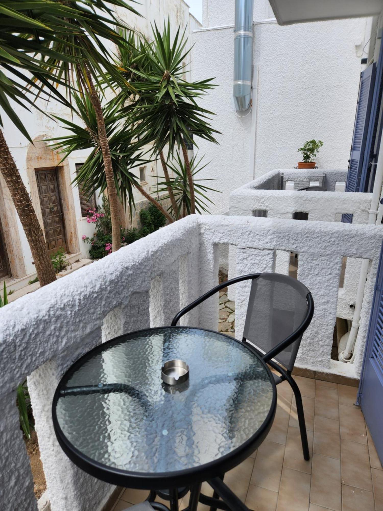Eleios Hotel Serifos Livadi  Exteriör bild